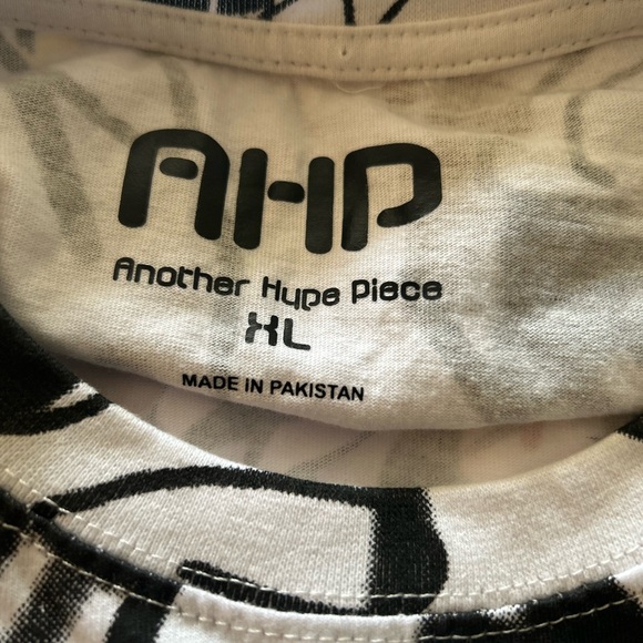 Men’s Another Hype Piece Graffiti Tee Shirt Size XL - Picture 4 of 7